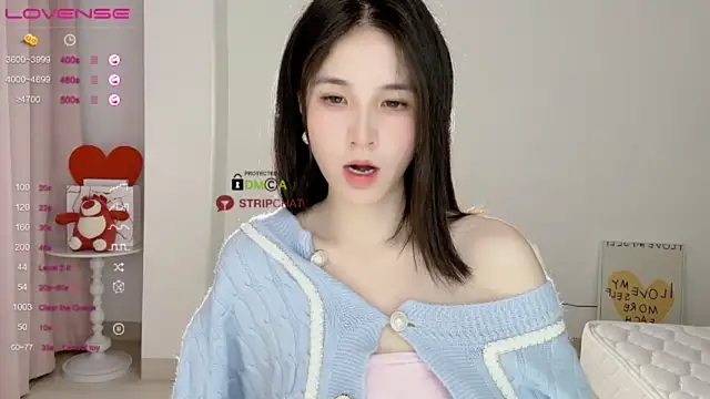 And_KK nude strip on cam for live sex chat