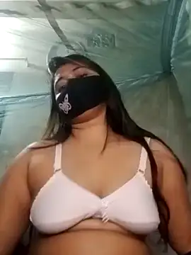 BBy_Queen_in nude strip on cam for live sex chat