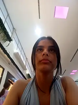 Emy-Cute nude strip on cam for live sex chat