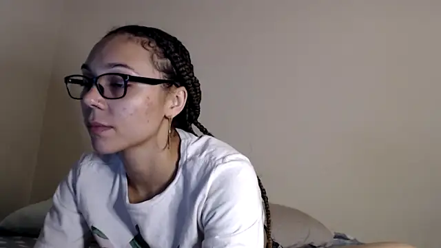 Mariianebabe nude strip on cam for live sex chat