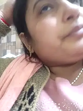 MohiniBhabhi nude strip on cam for live sex chat