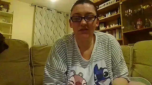 Mrs-A nude strip on cam for live sex chat