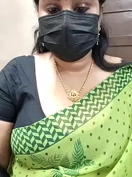 Queenlakshana nude strip on cam for live sex chat