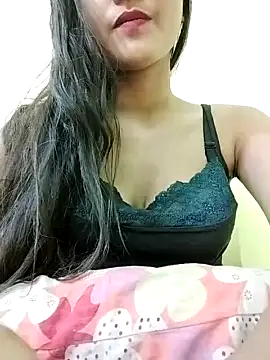 Seshichik nude strip on cam for live sex chat