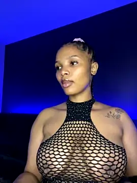 TATIANN16 nude strip on cam for live sex chat