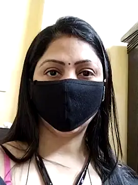 Yamini130 nude strip on cam for live sex chat