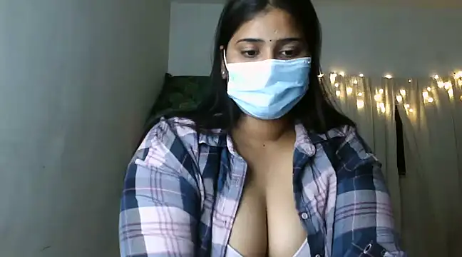 Cutelady65 nude strip on cam for live sex chat