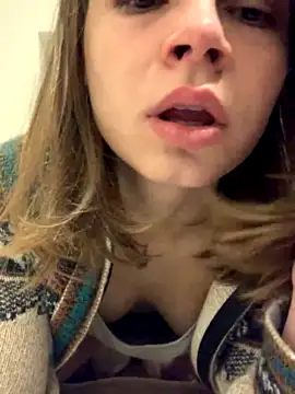 Peanutbutter999 nude strip on cam for live sex chat