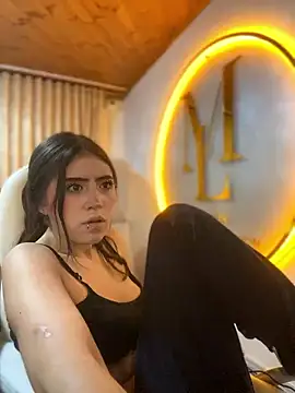 Sara_pinkk10 nude strip on cam for live sex chat