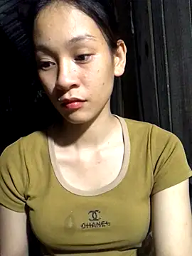 Chiecum nude strip on cam for live sex chat