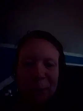LilTokez nude strip on cam for live sex chat