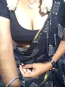 Miss-catherine nude strip on cam for live sex chat