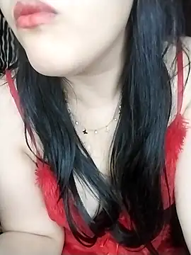 Sexy-Noura nude strip on cam for live sex chat