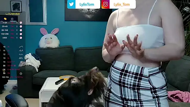 Shockspot nude strip on cam for live sex chat