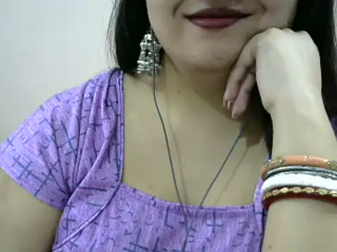 Shruti_139 nude strip on cam for live sex chat