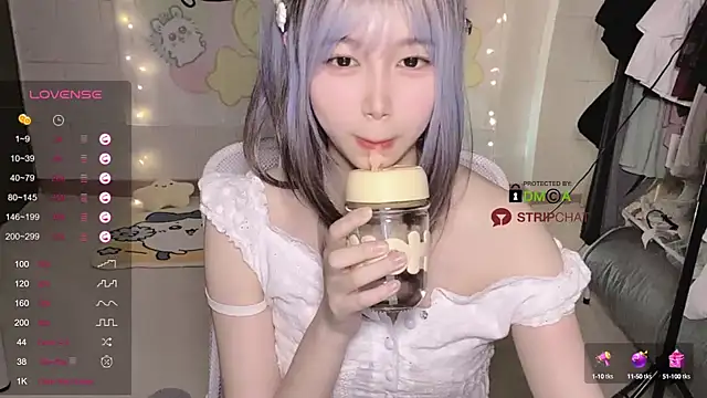 Sunny-BB nude strip on cam for live sex chat