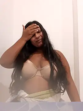 Tiyaexotic nude strip on cam for live sex chat