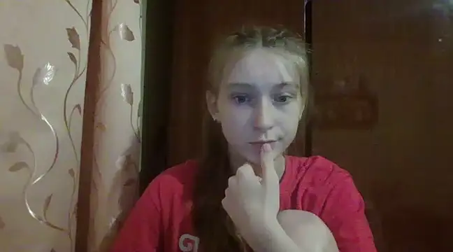 Valiiiza nude strip on cam for live sex chat