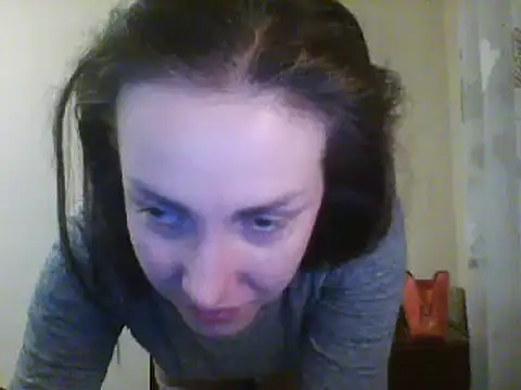 Wild_Bitch69 nude strip on cam for live sex chat