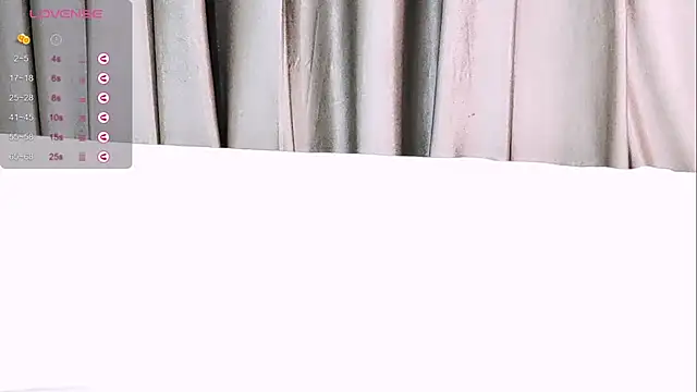YourLovelyQueen nude strip on cam for live sex chat