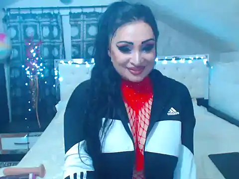 AmyraSunris nude strip on cam for live sex chat
