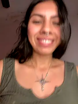 Argentiinita nude strip on cam for live sex chat