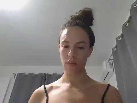 Brookehoneynina nude strip on cam for live sex chat