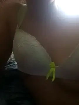 Hayat_sxs nude strip on cam for live sex chat