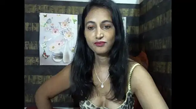 Indian_brown_eyes69 nude strip on cam for live sex chat