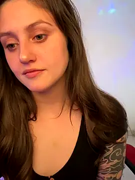 IsabellaaPettit nude strip on cam for live sex chat