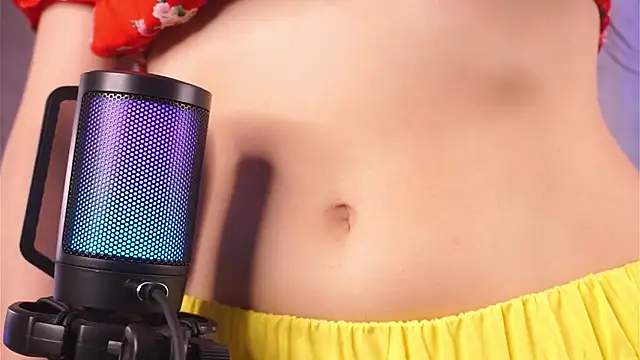 KellyWatson nude strip on cam for live sex chat