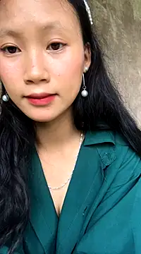 Malumlc nude strip on cam for live sex chat