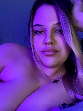 Moonlight331 nude strip on cam for live sex chat