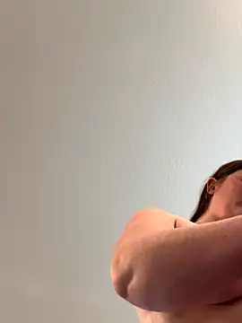 PussiesnCream_ nude strip on cam for live sex chat