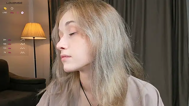 EdlinHargus nude strip on cam for live sex chat