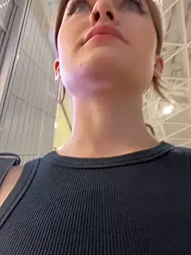 Baby_brownie nude strip on cam for live sex chat