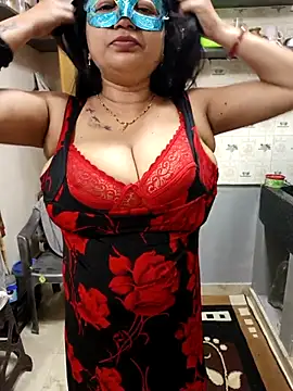 Night_Parii nude strip on cam for live sex chat