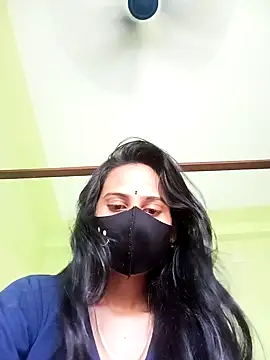 SexeyMaya nude strip on cam for live sex chat