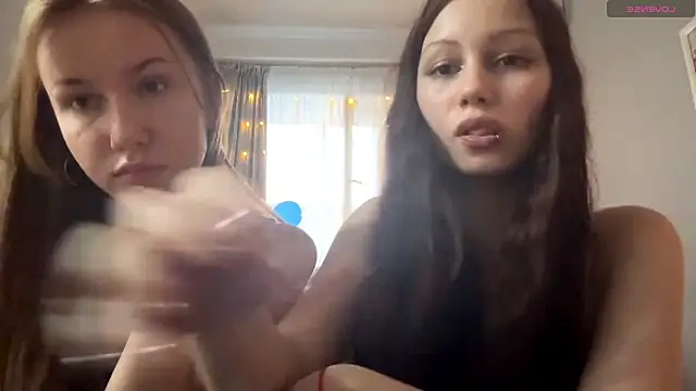 CutieDiana nude strip on cam for live sex chat