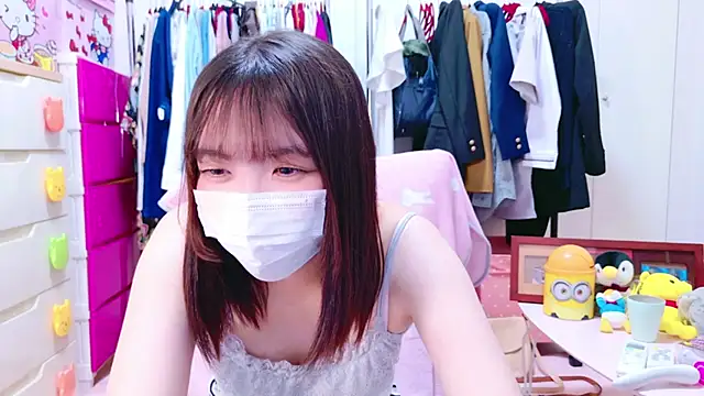 Pyon_kawa nude strip on cam for live sex chat