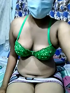 SLZAARA nude strip on cam for live sex chat