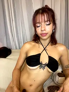 Emma_moon444 nude strip on cam for live sex chat