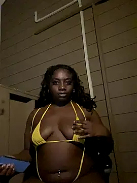 LillShayy nude strip on cam for live sex chat