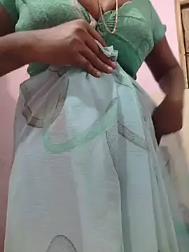 Sexy_Ammu_Telugu nude strip on cam for live sex chat