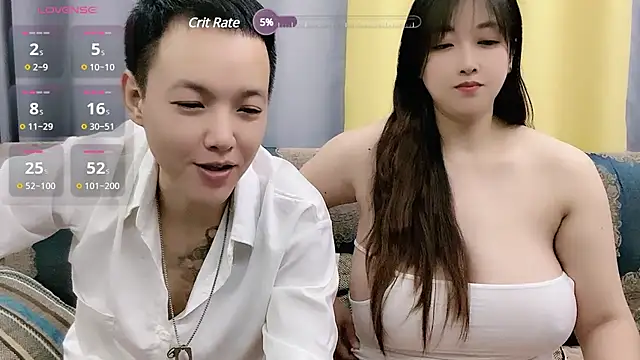 Lulu-y nude strip on cam for live sex chat