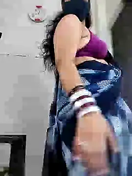 Nehubhabhi26 nude strip on cam for live sex chat