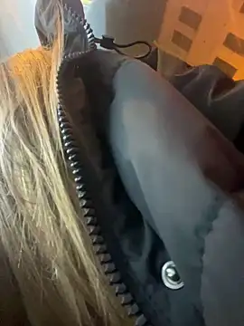 Porncorn nude strip on cam for live sex chat