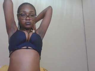 RavynPhoenixx Nude Sex Cams, Live Sex, Free Porn Chat