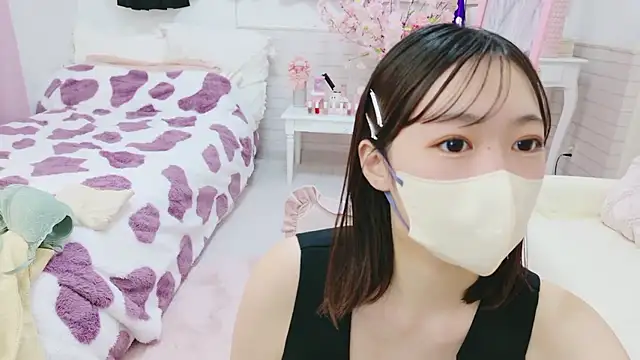 Suzu_o0 nude strip on cam for live sex chat