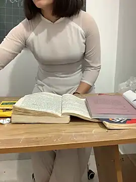 Schoolgirl_6969 nude strip on cam for live sex chat